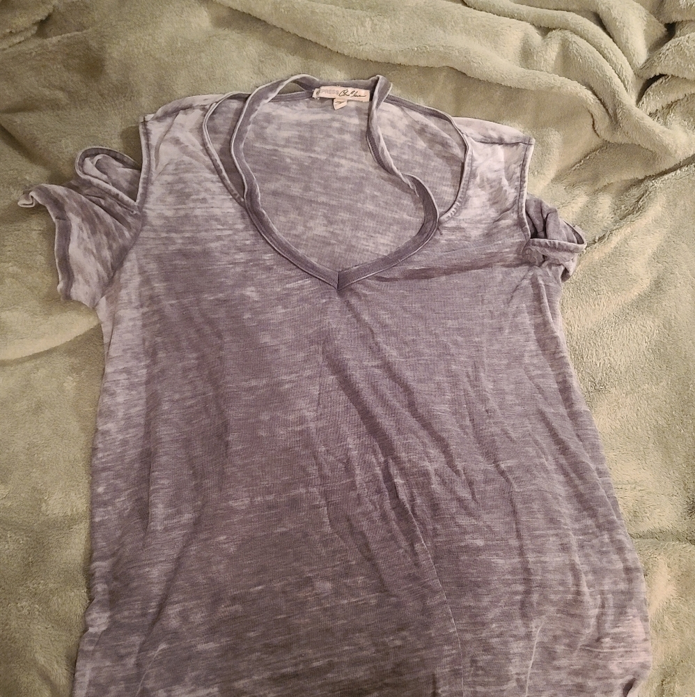 Express XS tee with cut out